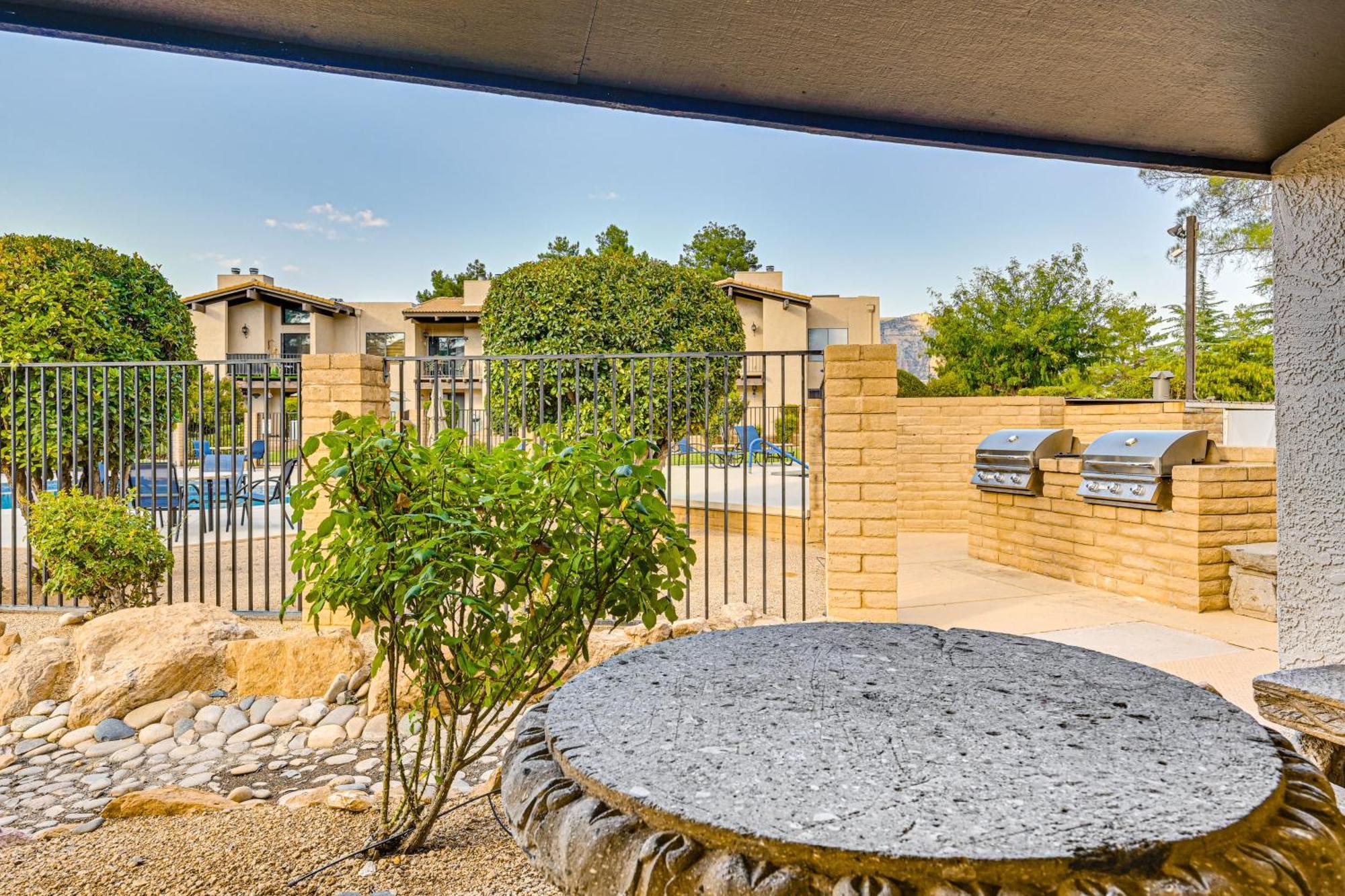 Peaceful Sedona Resort Retreat With Pool Access Экстерьер фото